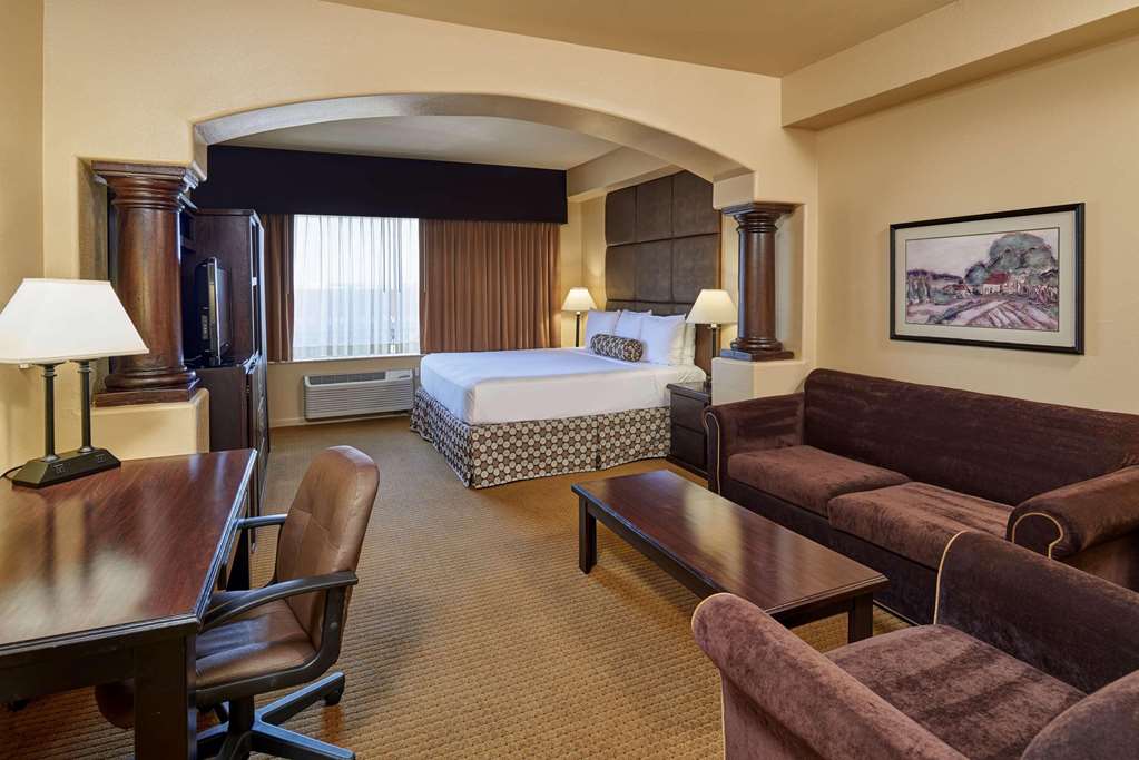 Radisson Hotel El Paso Airport - photo 6