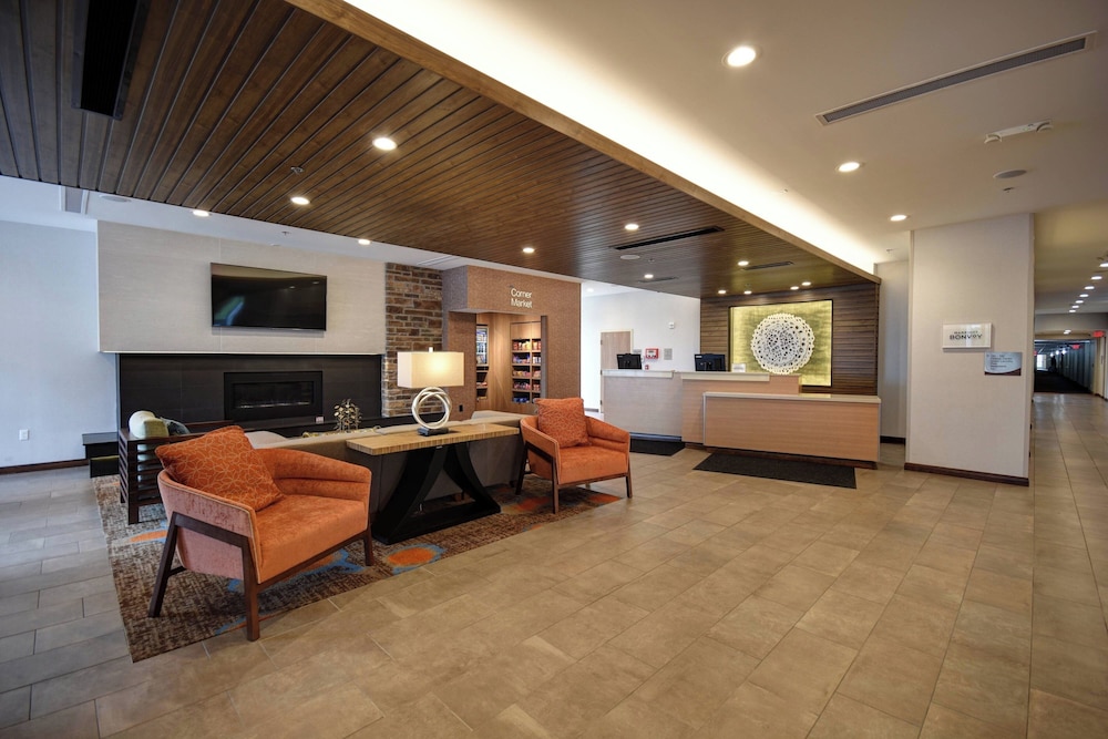 Fairfield Inn & Suites by Marriott Milwaukee North - photo 3