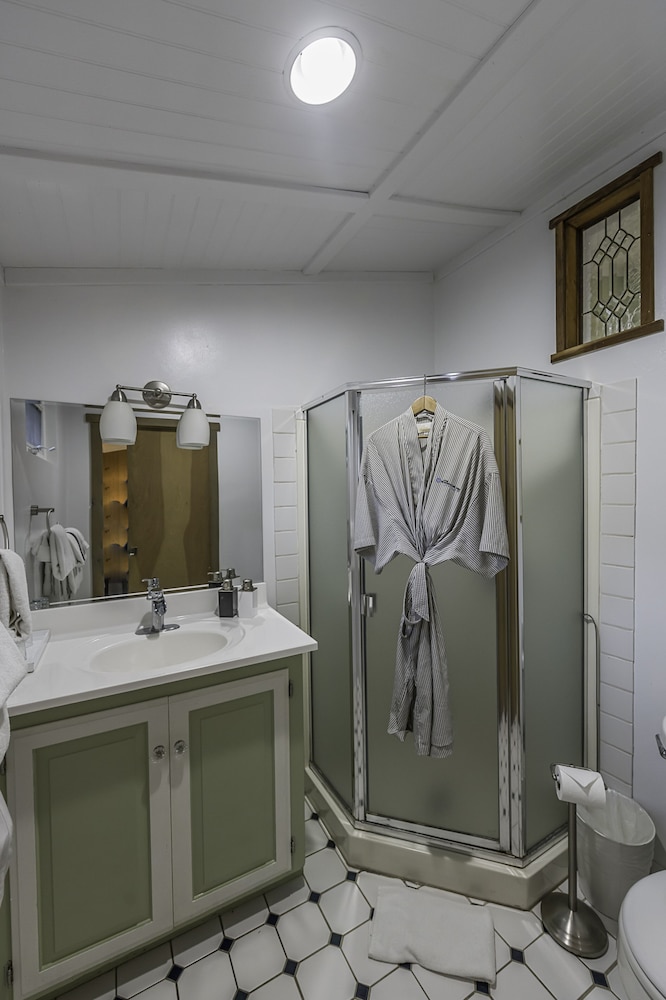 The Inn at Schoolhouse Creek - photo 55