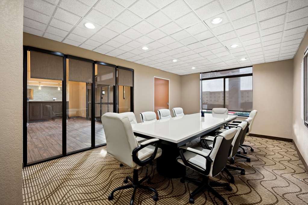 Comfort Inn & Suites Decatur Forsyth - photo 26
