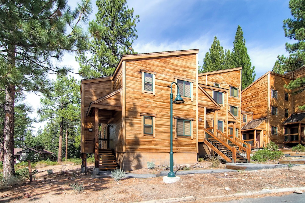 Less Than 1 Mile to Northstar Resort Getaway with Balconies - photo 23
