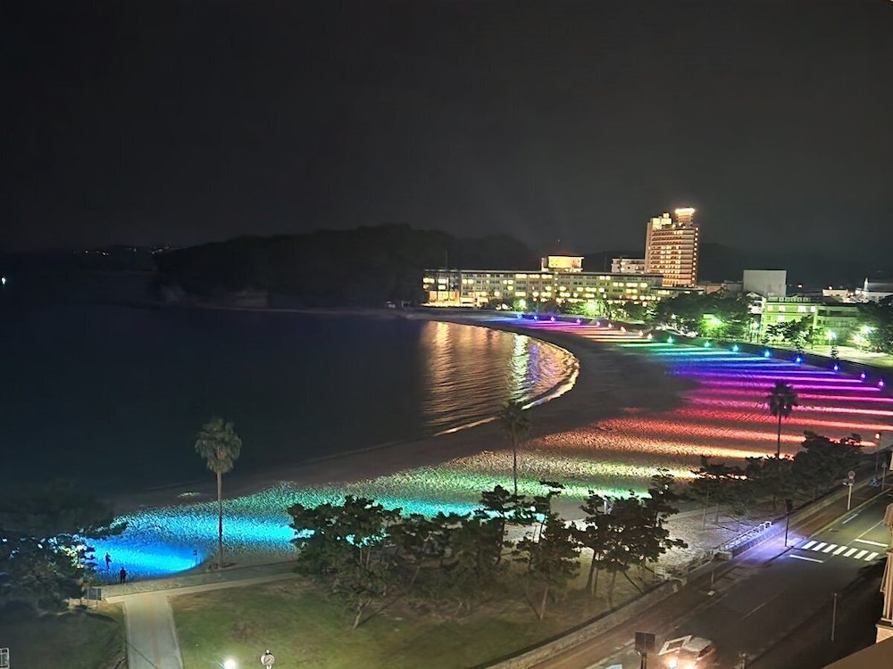 Hotel Sanrakuso in Shirahamacho-Usazakiminami, Japan