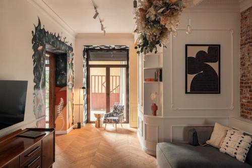 Austin Flowers Old Town by WillyWalls — 4-Star Luxury Hotel in Krakow, Poland