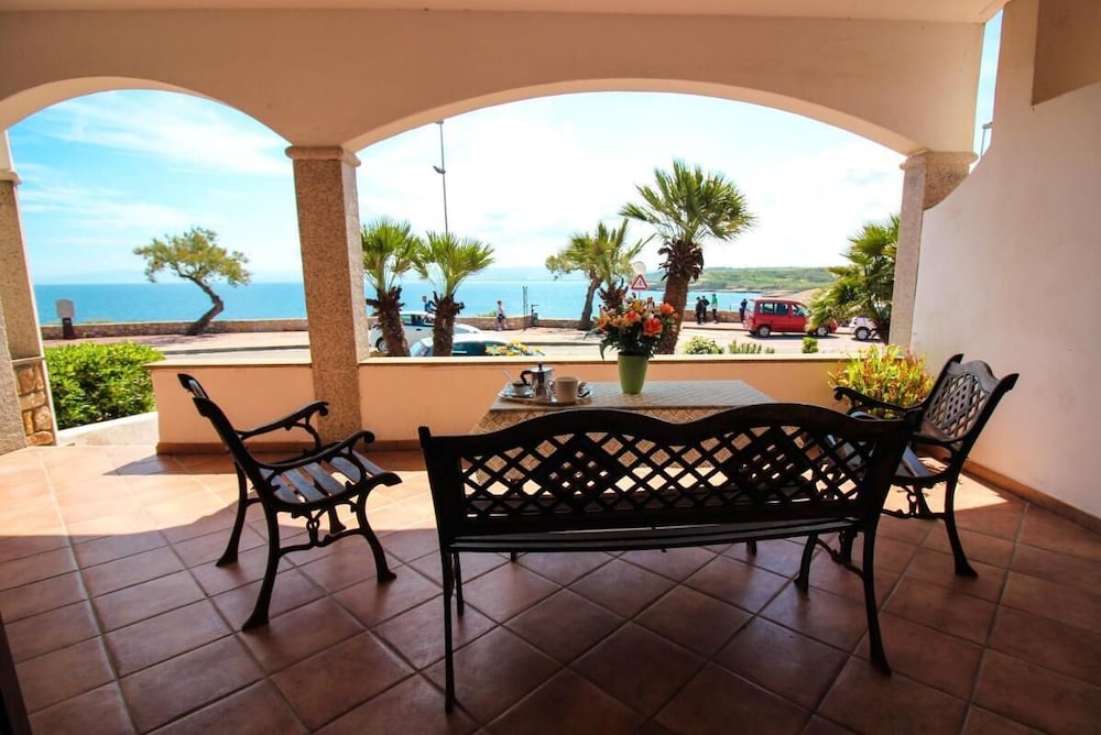 L'ancora Blu — 4-Star Luxury Hotel in Porto Torres, Italy
