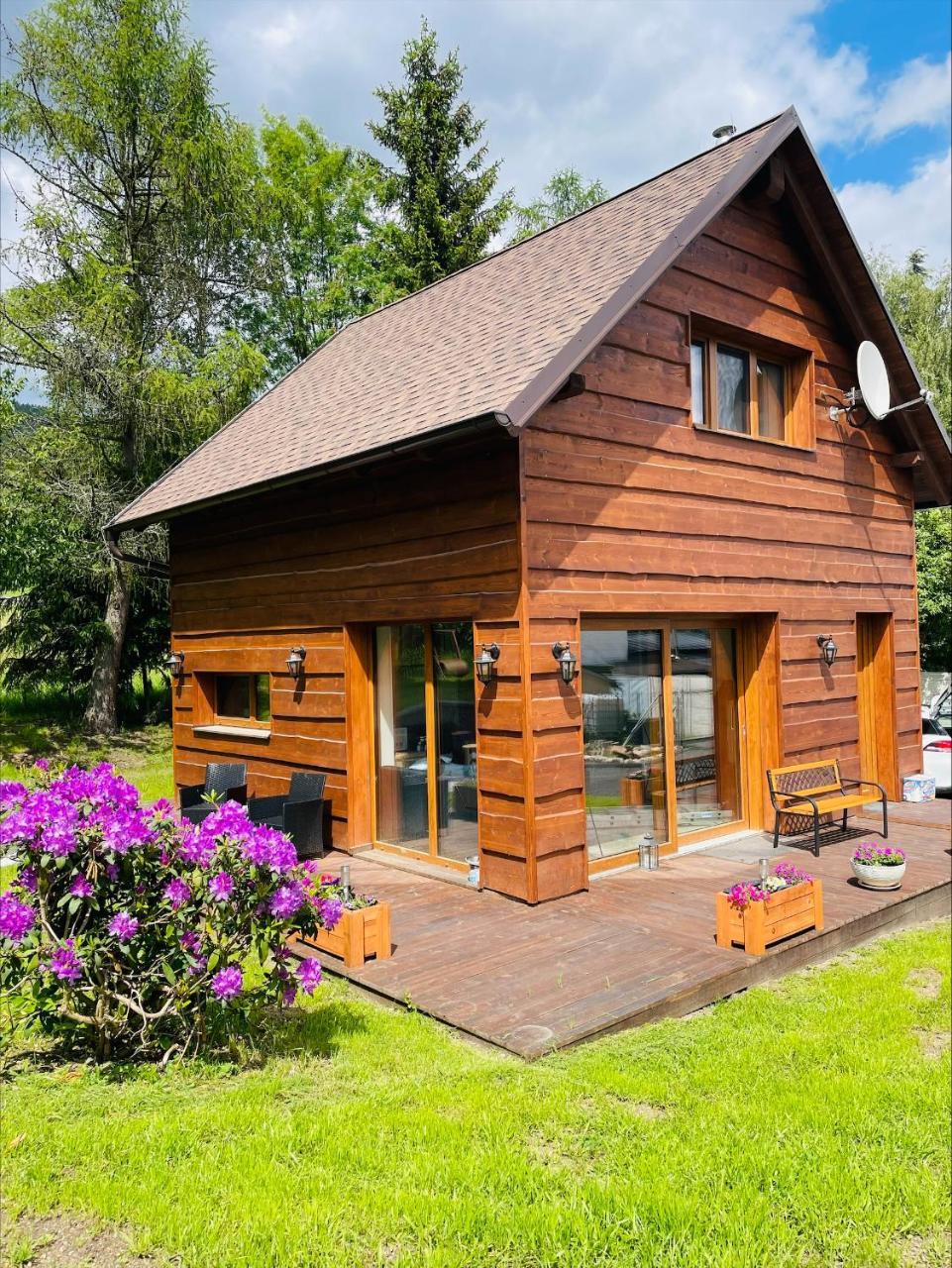 Srub v Odeři - last minute hotel in Hroznetin