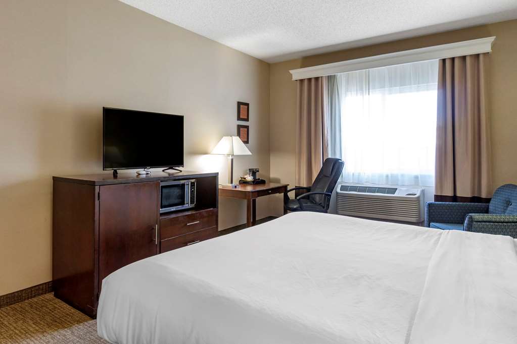 Comfort Inn & Suites Seattle North - photo 17