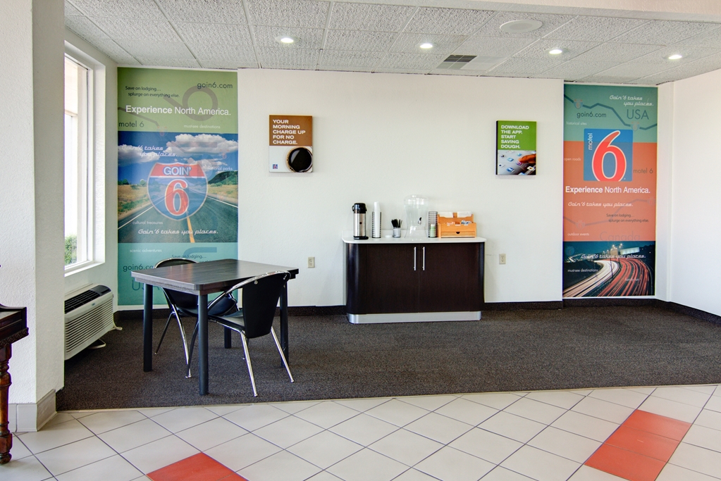 Motel 6 Mount Pleasant TX - photo 19