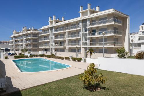 Nazaré Beach House — 4-Star Luxury Hotel in Nazare, Portugal
