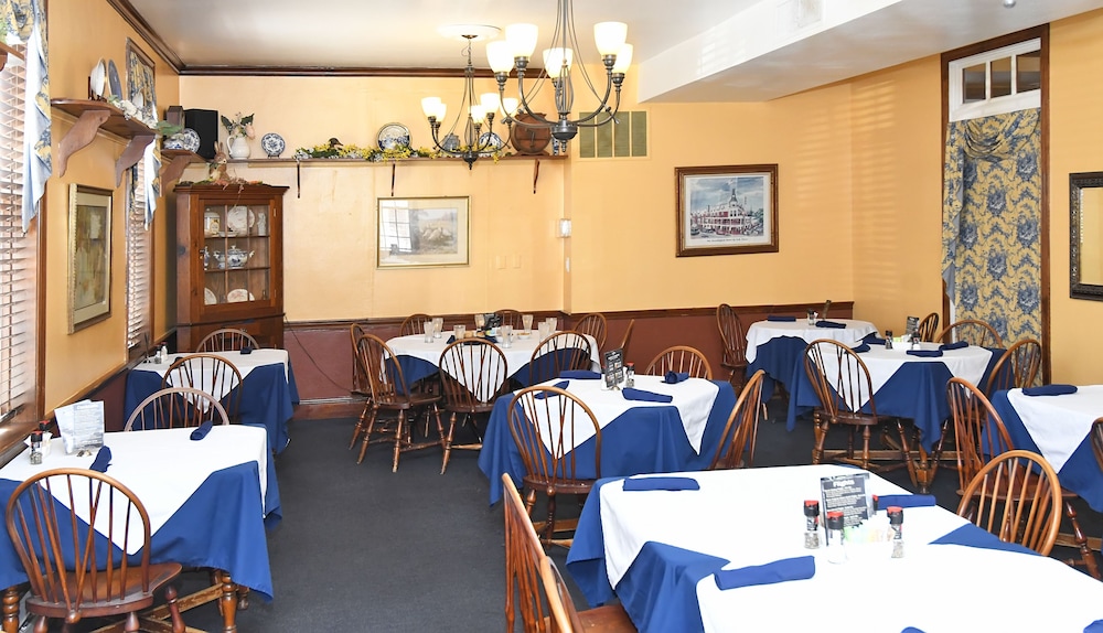 The Country Inn of Berkeley Springs - photo 26