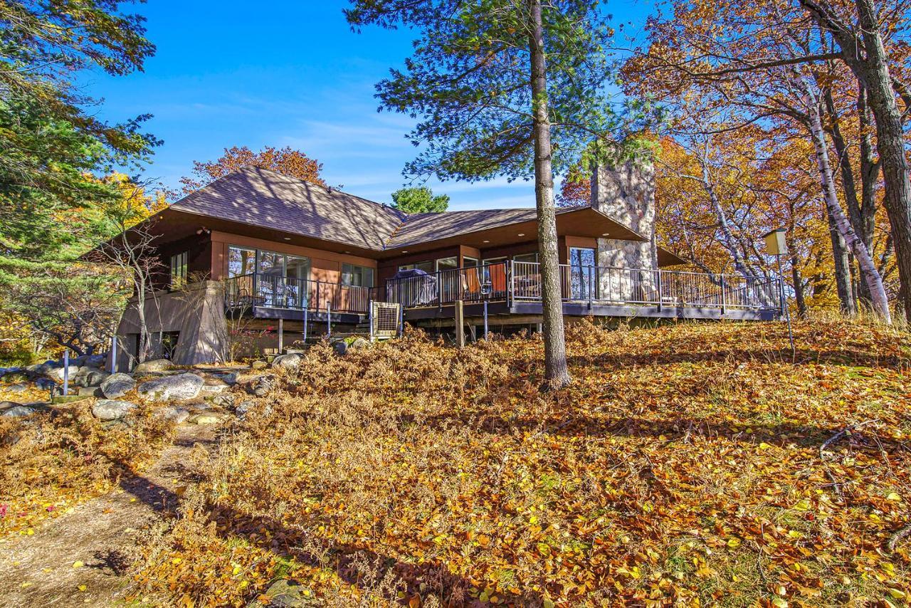 Tally Sun on the Bluff in Harbor Springs, United States