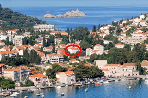 Apartments with parking space Dubrovnik 8593