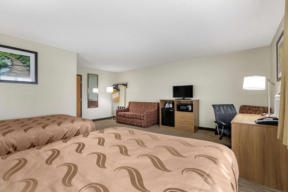 Super 8 Creston - photo 120
