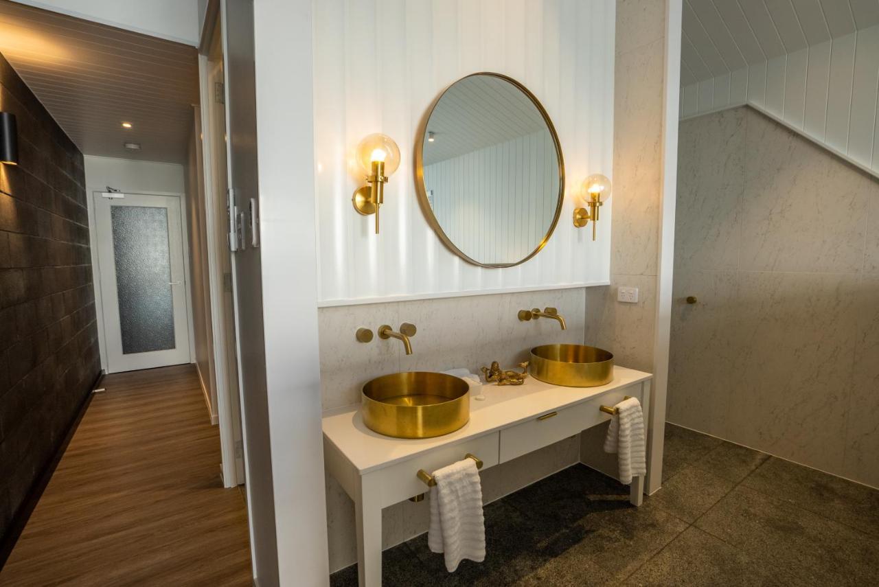 Dacha on Maggie No#1 Opulent And Luxurious — hotel in Nelly Bay