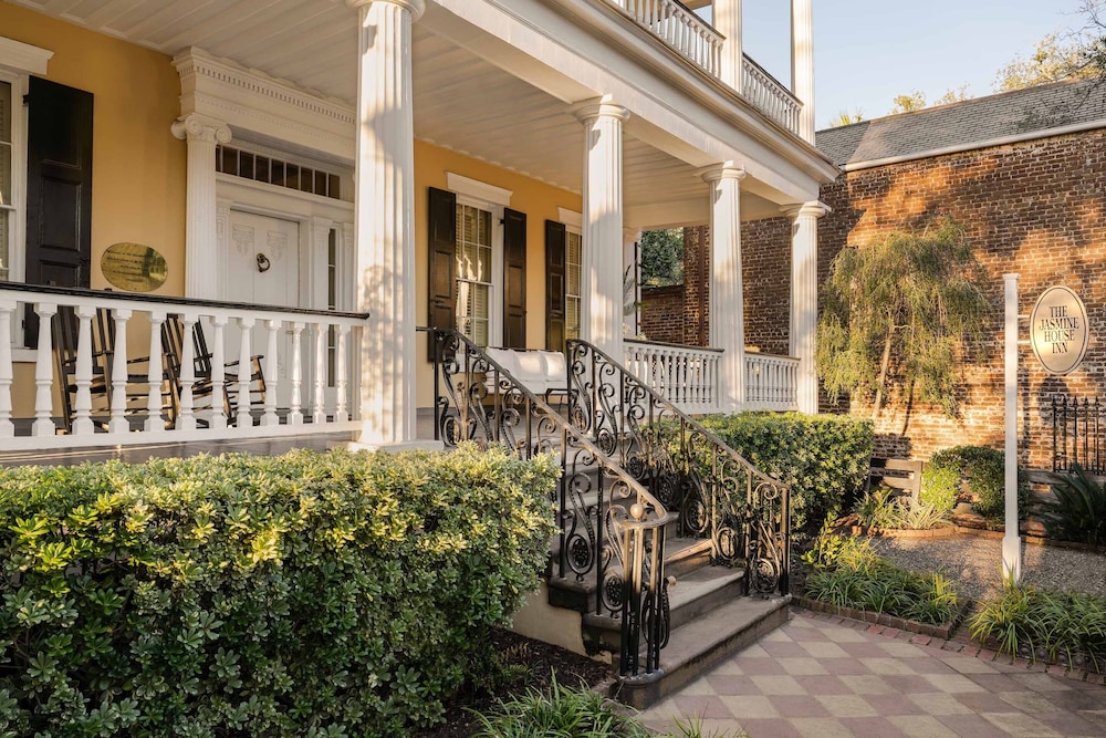The Jasmine House — 4-Star Luxury Hotel in Charleston, United States
