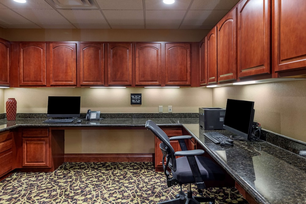 Hampton Inn Norco Corona Eastvale - photo 41
