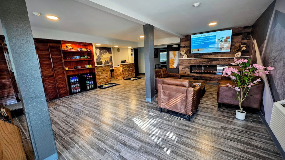 Rodeway Inn Waukegan Gurnee - photo 13
