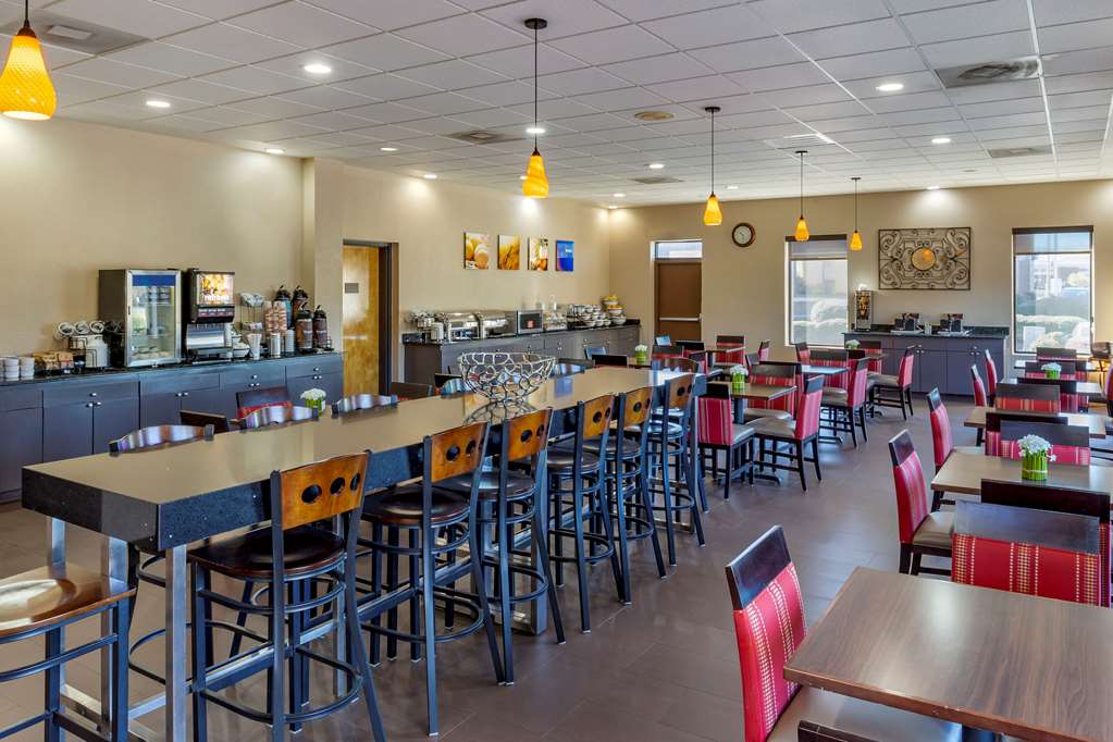 Comfort Inn Fort Mill Amusement Park at Carowinds Blvd - photo 25