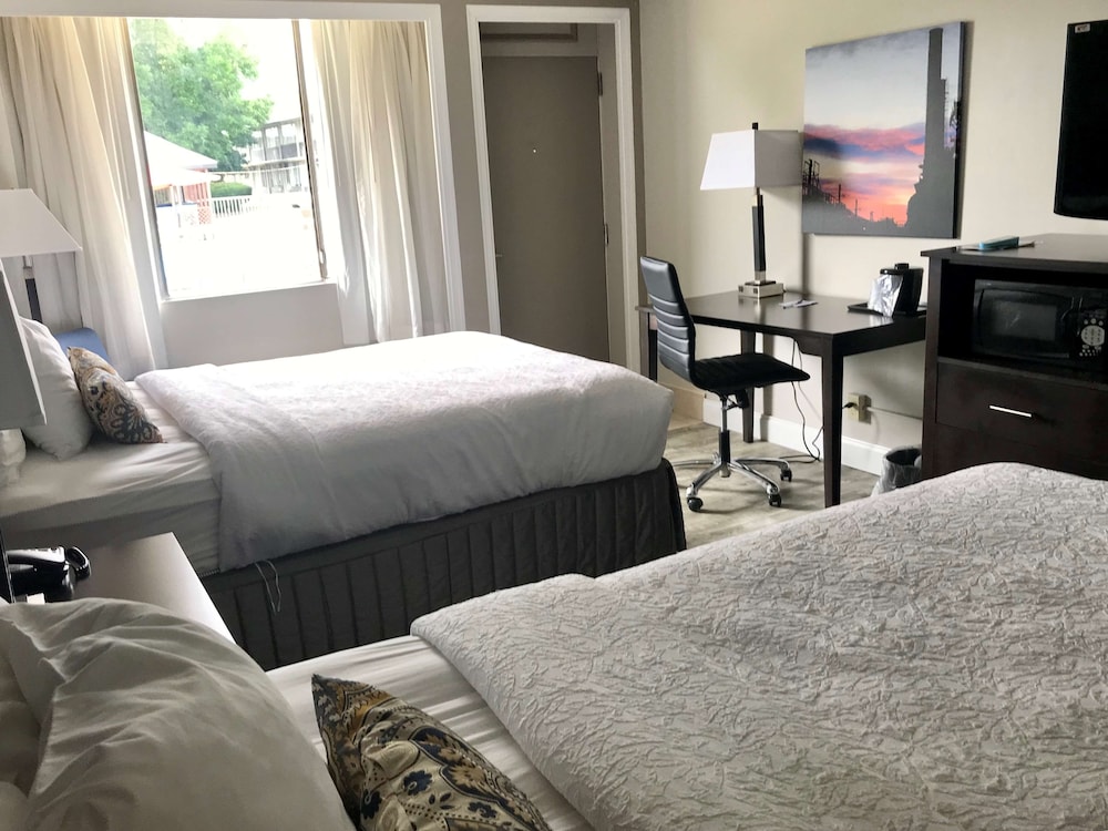 SureStay Plus Hotel by Best Western Lehigh Valley - photo 12