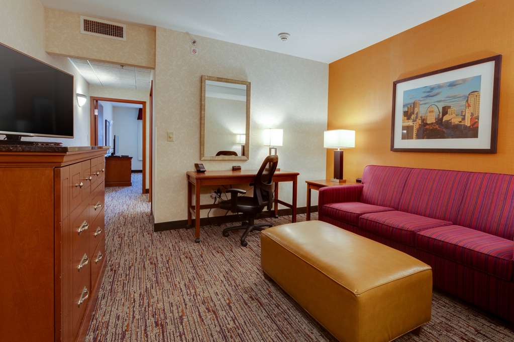 Drury Inn & Suites St. Louis Forest Park - photo 8