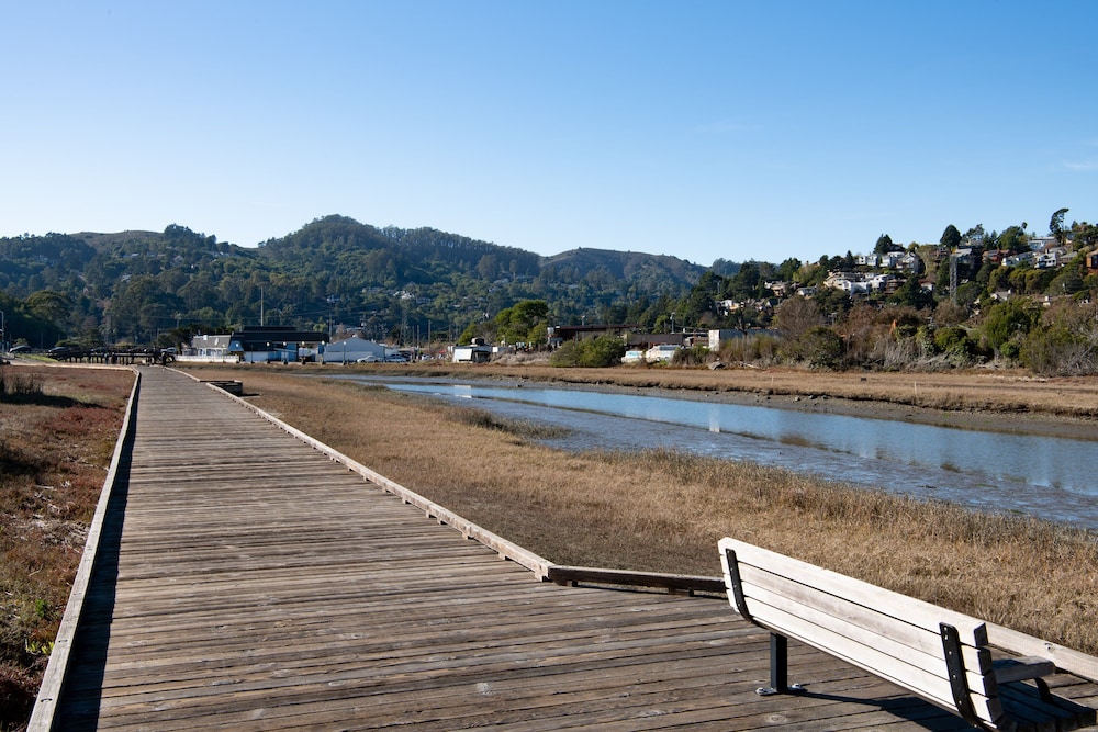 Holiday Inn Express Mill Valley San Francisco Area by IHG - photo 41
