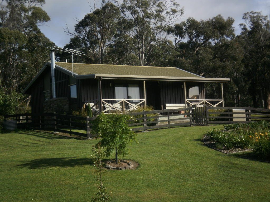 Duffy’s Country Accommodation — New Norfolk — photo 2