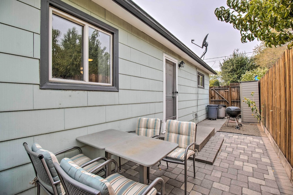 Ski Hike Unwind Cozy Carson City Duplex — Carson