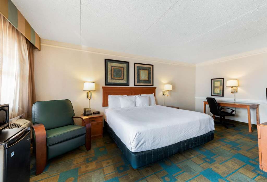 La Quinta Inn by Wyndham Bossier City - photo 13