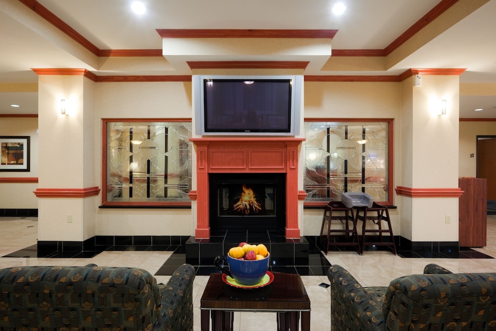 Holiday Inn Express Hotel & Suites Fairfield North by IHG - photo 24
