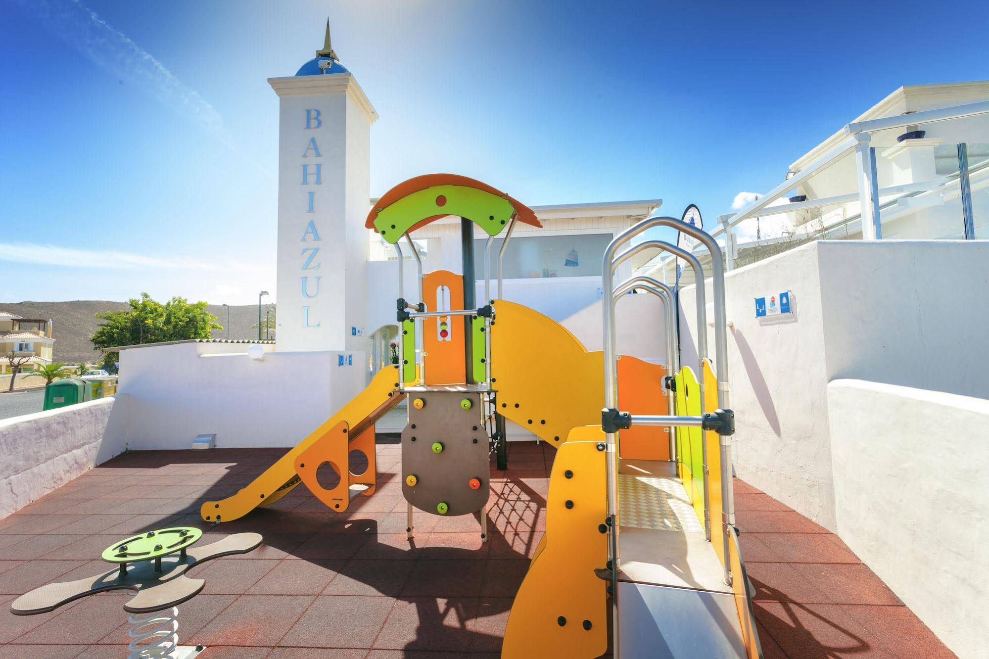 Bahiazul Deluxe Club Villa INH 24420 — 4-Star Luxury Hotel in Corralejo, Spain