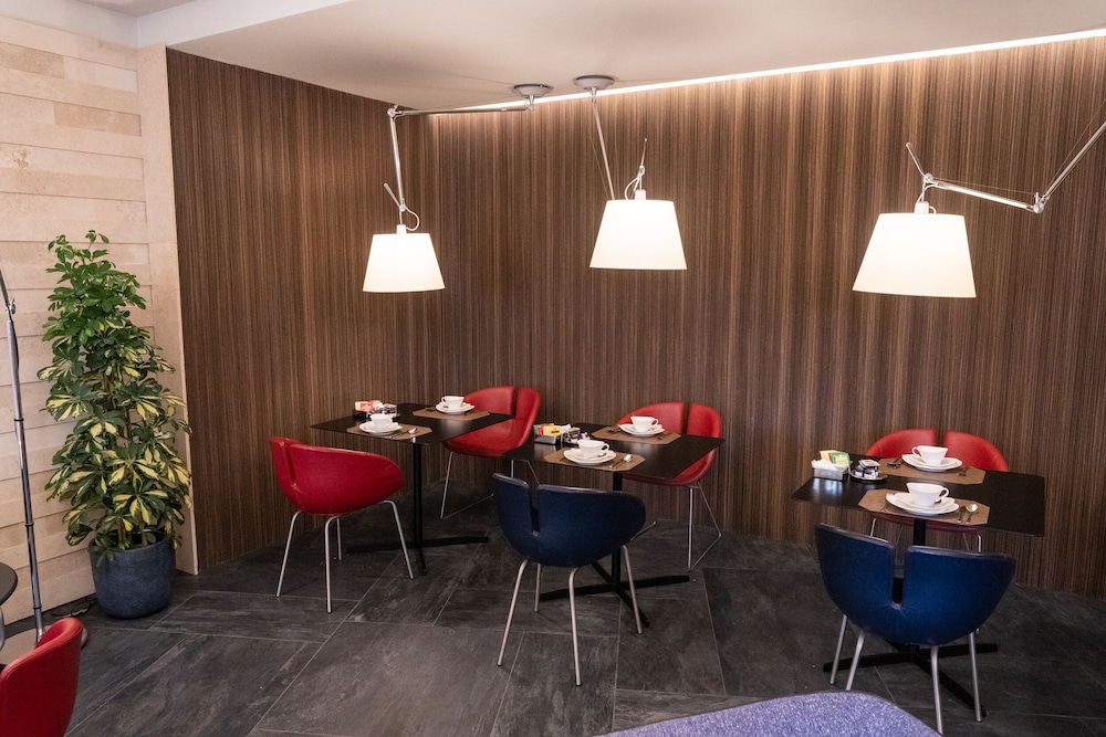 מזון ומשקאות