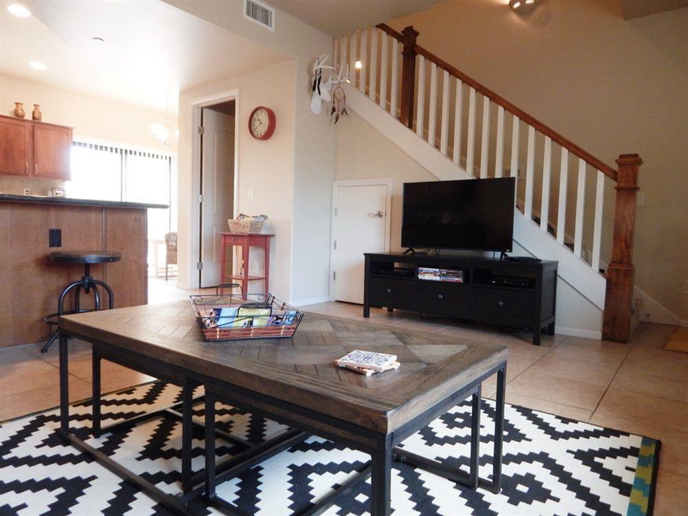 Bell Rock Vista Townhomes - photo 9