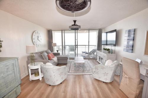 0407 Waters Edge Resort 1 Bedroom Condo by RedAwning - photo 9