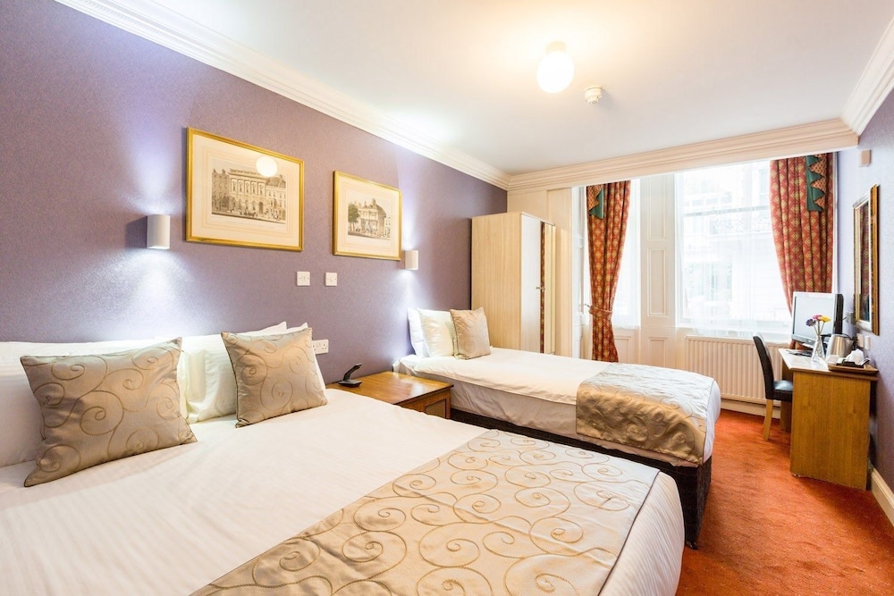 Lord Kensington Hotel