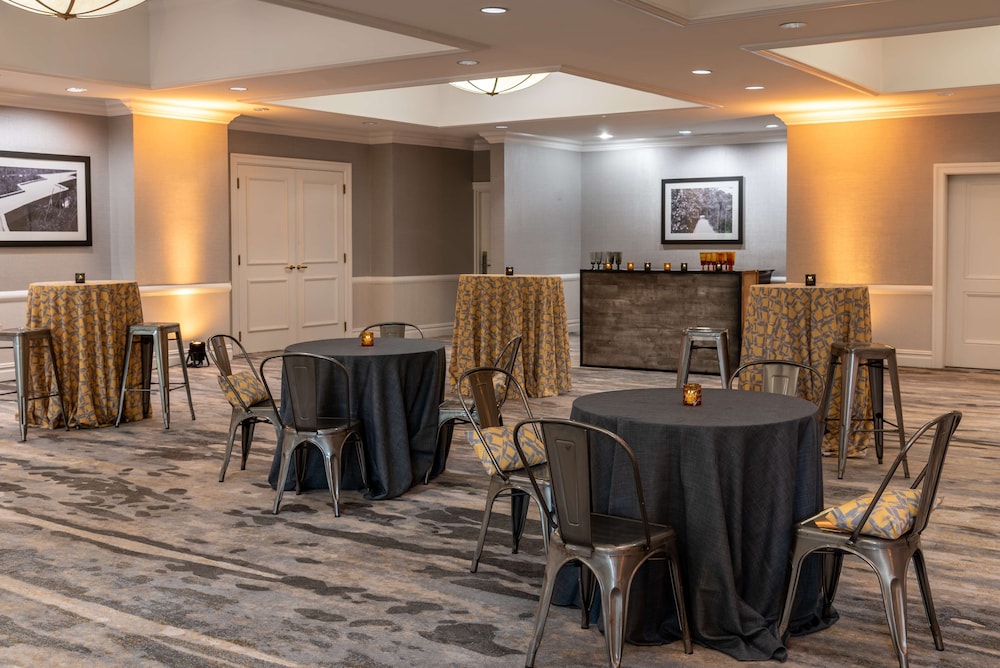 Hilton Alexandria Mark Center - photo 92