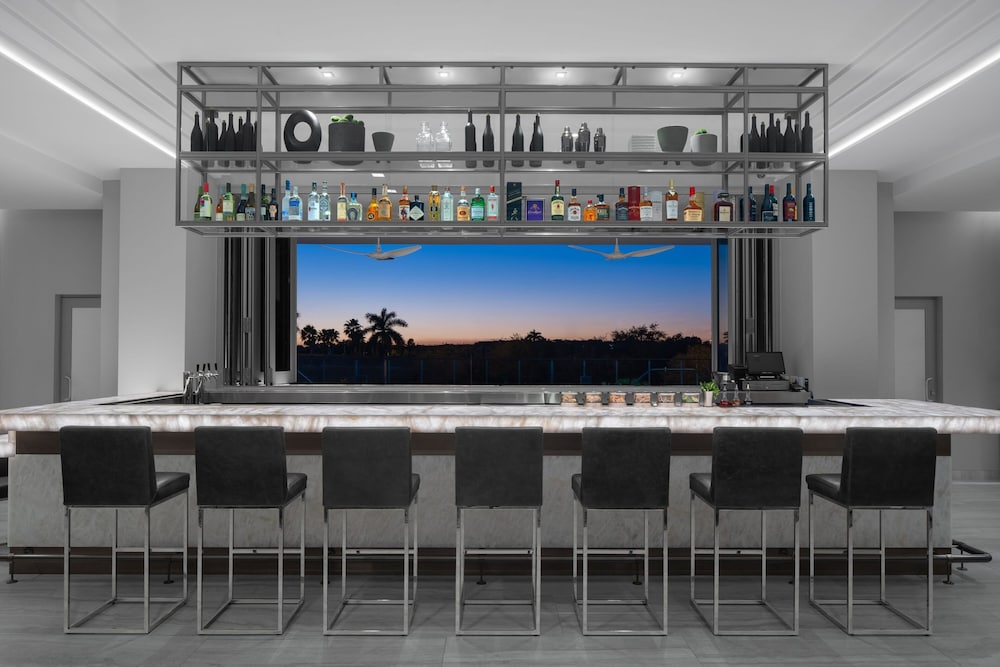 AC Hotel by Marriott Miami Dadeland - photo 49
