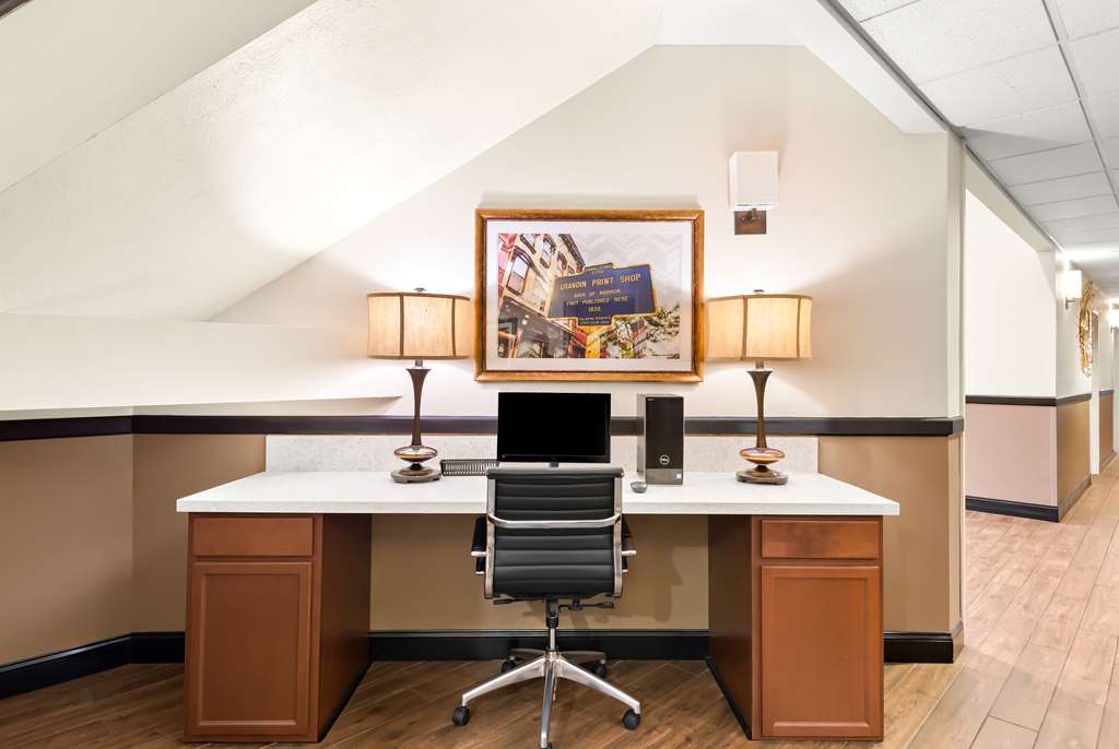 Best Western Palmyra Inn & Suites - photo 16