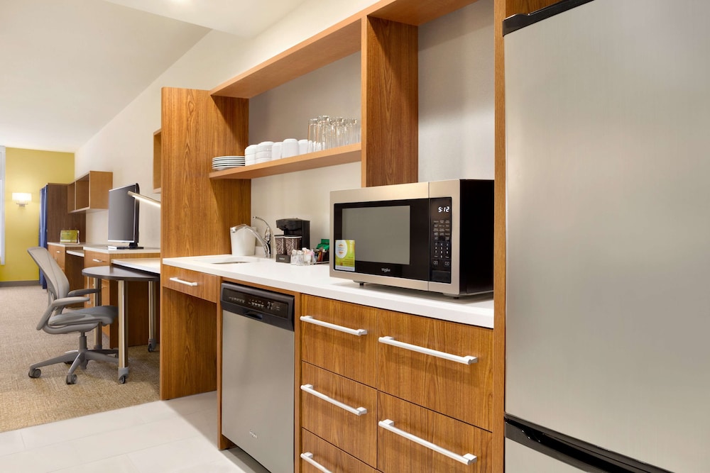 Home2 Suites by Hilton Birmingham Downtown - photo 19