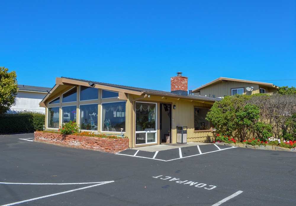 Silver Surf Motel - photo 91