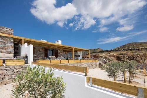 Kea 360 Villas Hermes Hideout — 4-Star Luxury Hotel in Kea, Greece