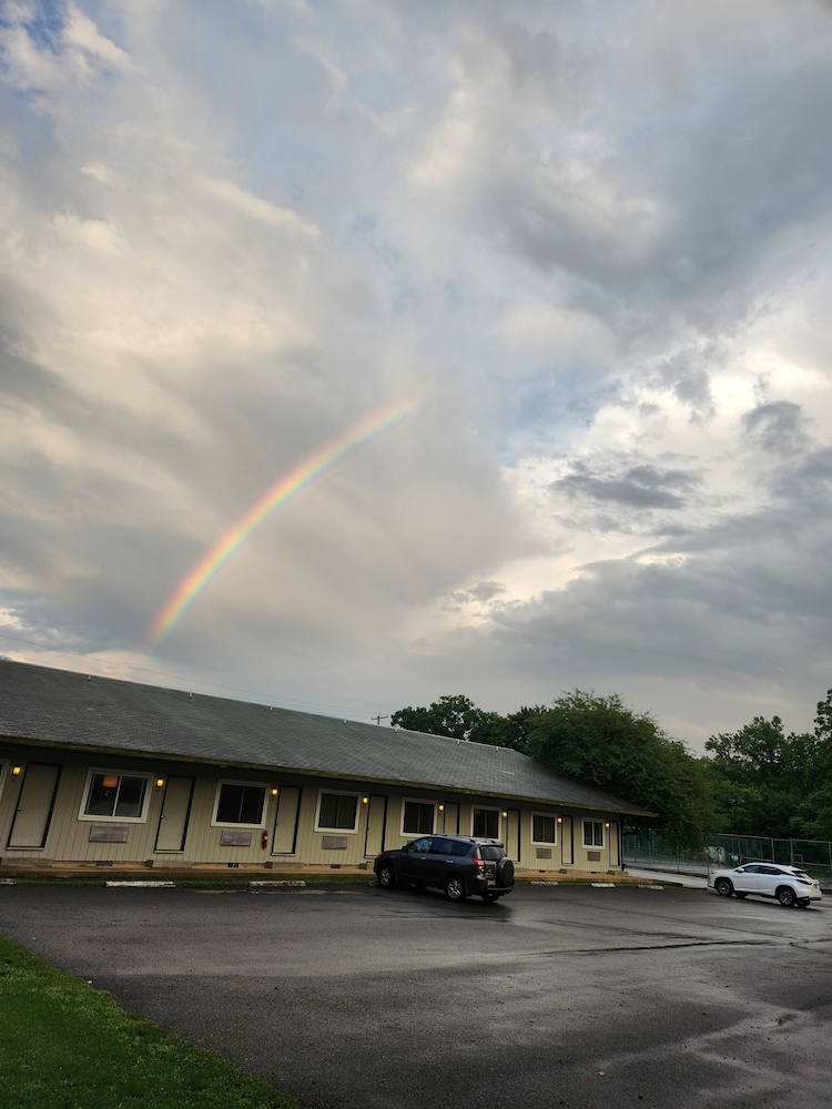 Glenwood Inn Stroudsburg - photo 48