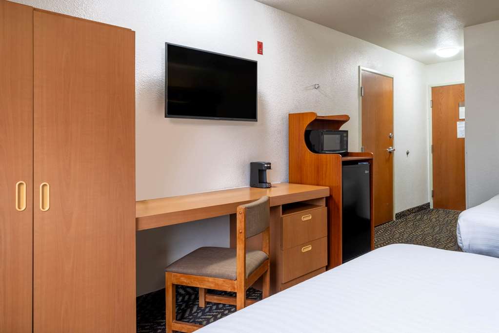Microtel Inn & Suites by Wyndham Salt Lake City Airport - photo 26