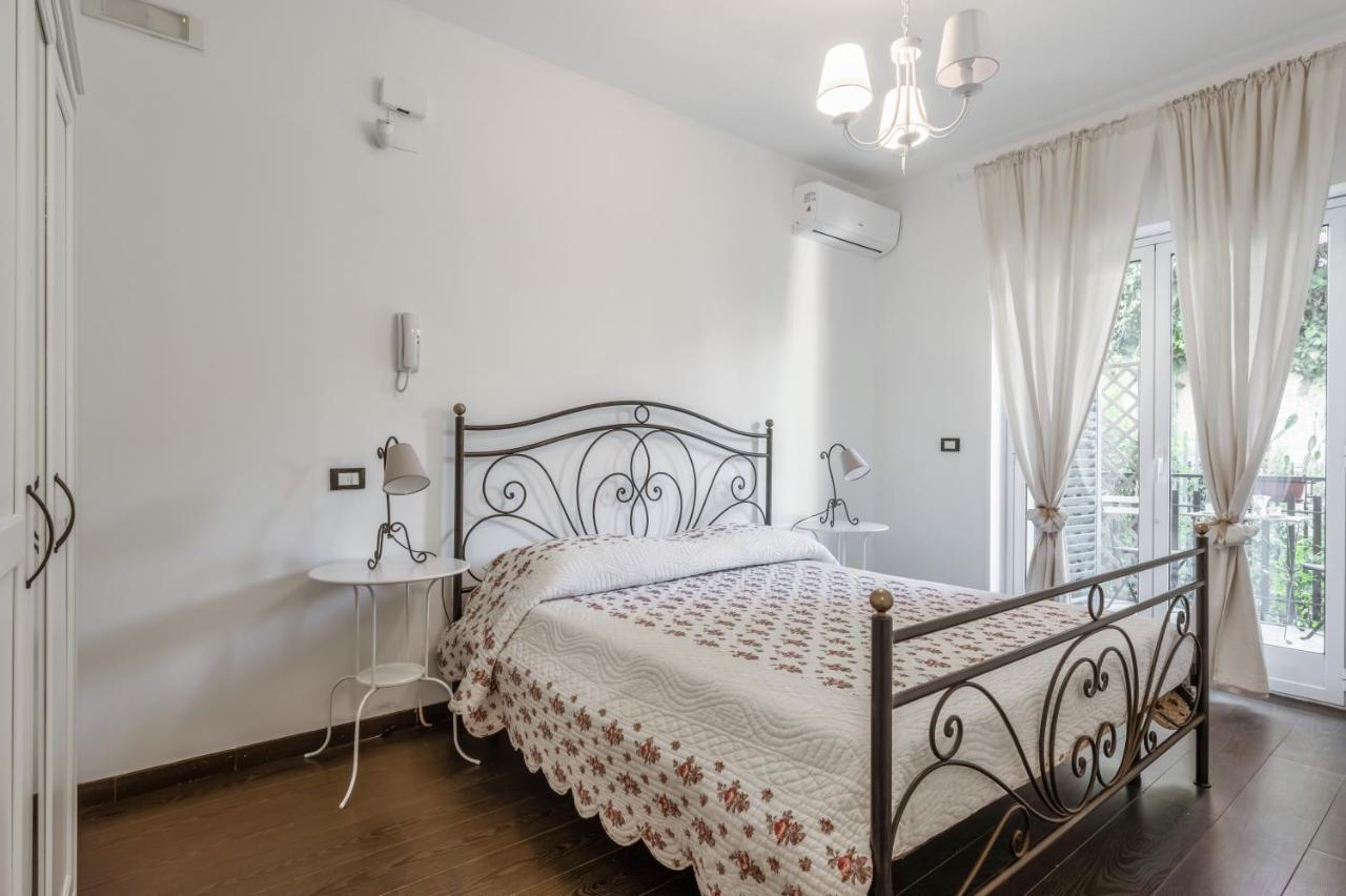 Spacious Coastal Apartment in Aci Castello — Aci Trezza — photo 4