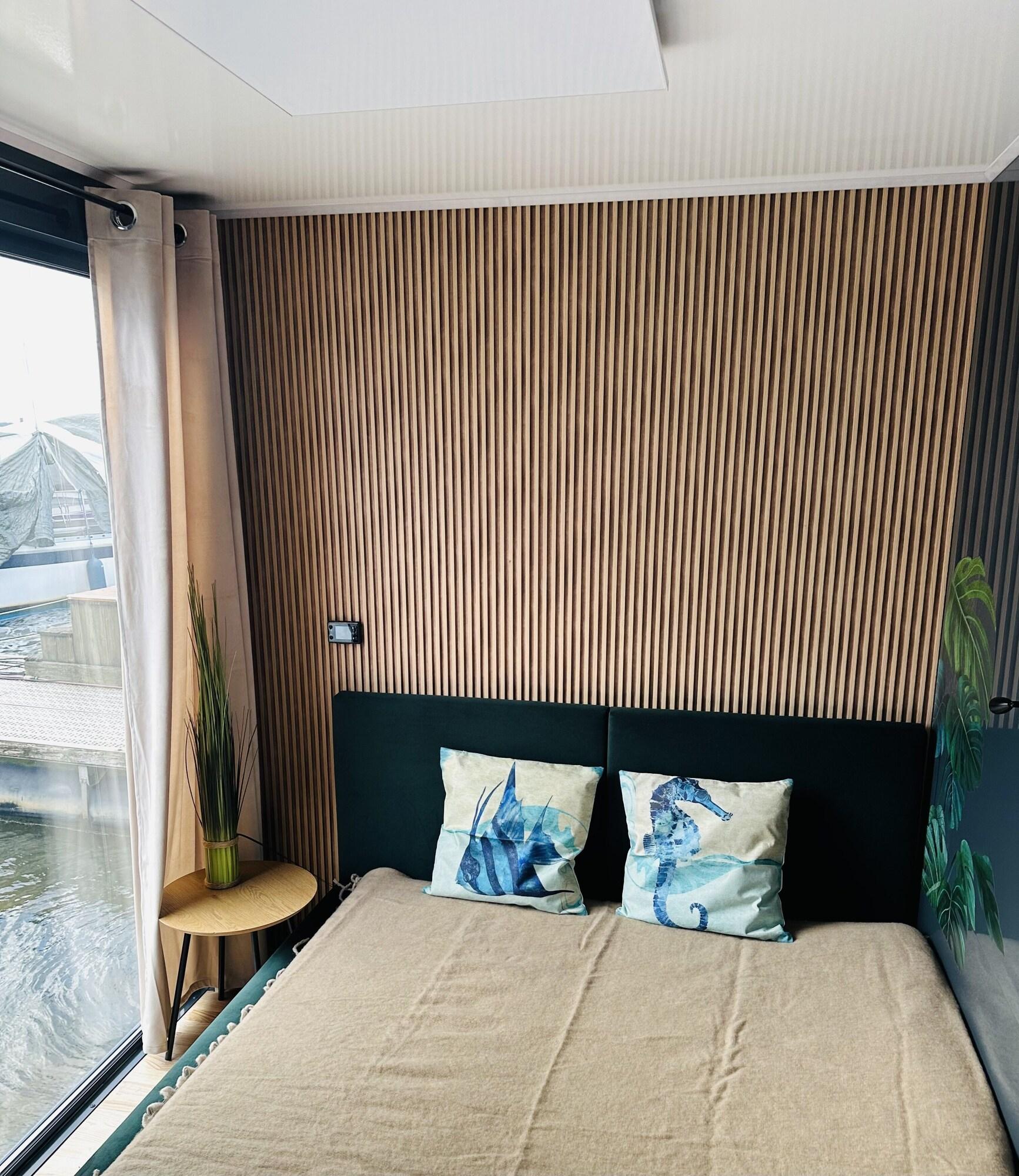 Premium Hausboot Blaue Lagune — Luebeck