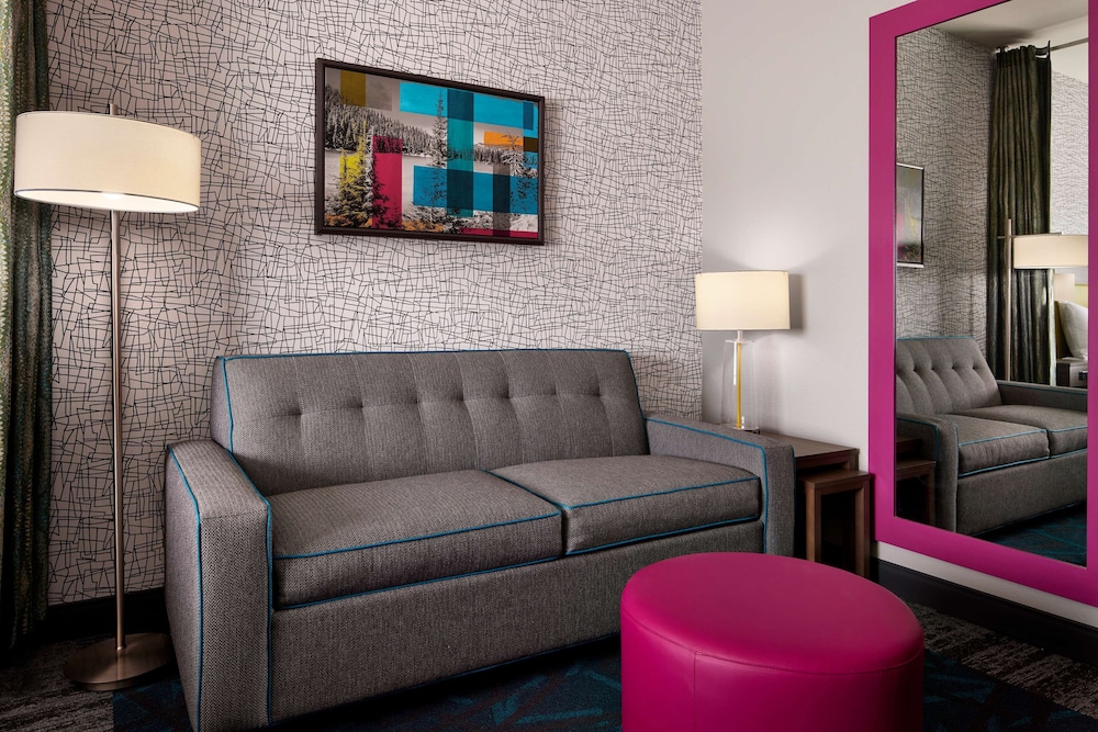 Home2 Suites by Hilton Bend - photo 15