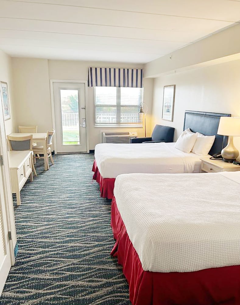 Dunes Suites Oceanfront - photo 6