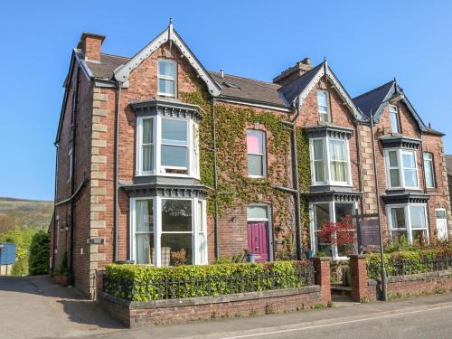 Talbot House — 4-Star Luxury Hotel in Hope Valley, United Kingdom