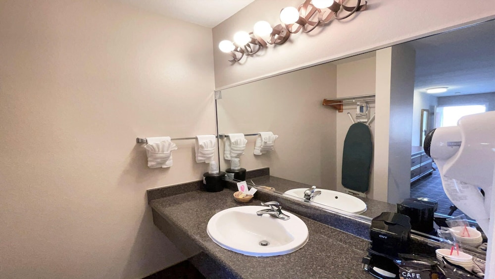 The Noor Hotel - photo 26