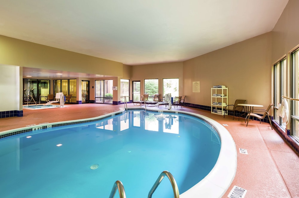 Hampton Inn Selinsgrove Shamokin Dam - photo 19