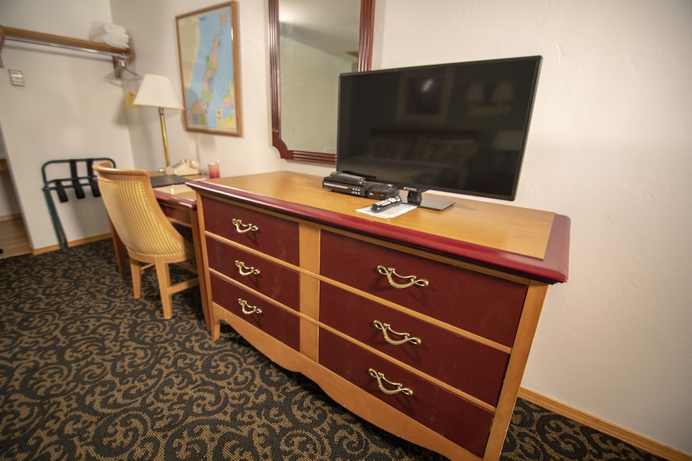 Coachlite Inn - photo 16