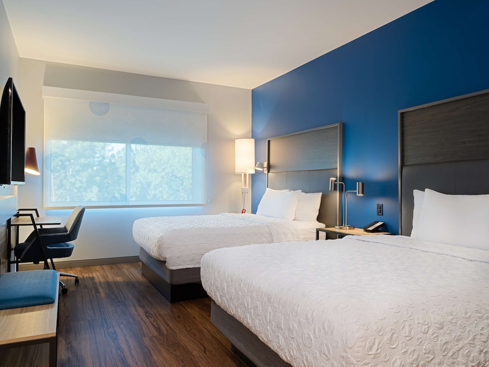 Tru By Hilton Atlanta Airport College Park - photo 11